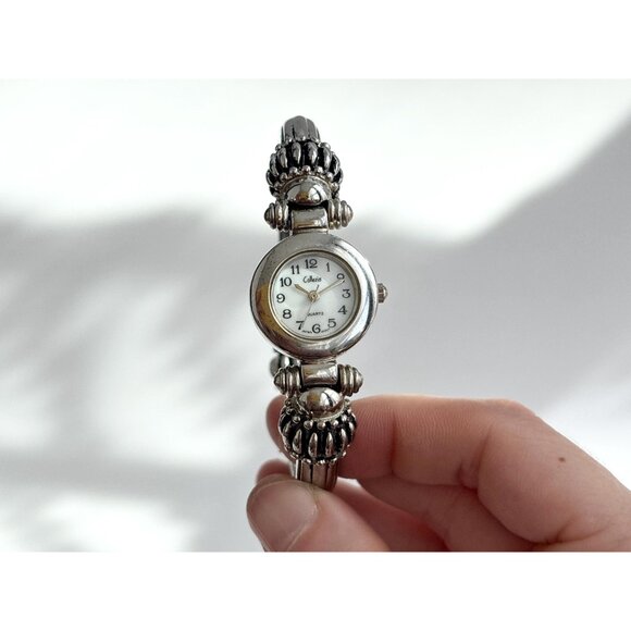 Collezier Cuff Bracelet Silver Toned Ladies Vintage Wristwatch - 22mm - WORKS! - Picture 3 of 11